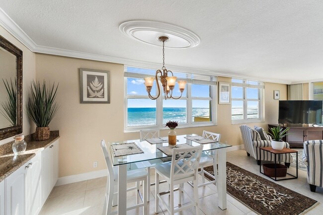 Building Photo - 5440 N Ocean Dr