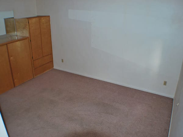 Building Photo - Powder Village B6