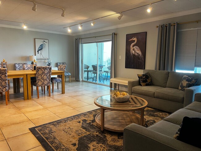 Building Photo - 2BD/2BA on the Gulf of Mexico!