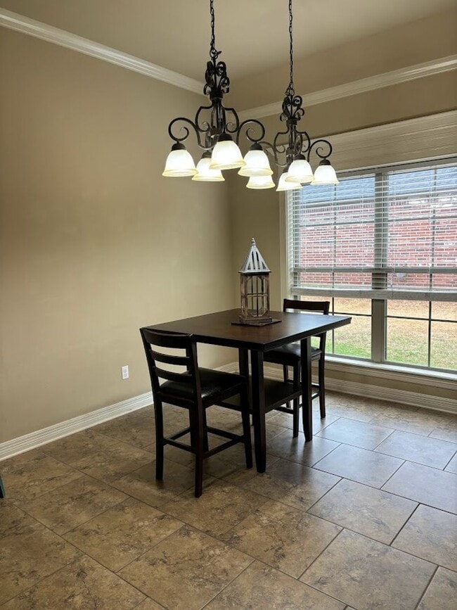 Building Photo - 508 Brompton Ln