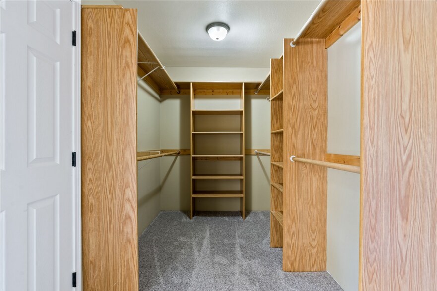 Main floor bedroom 1 closet - 3519 E 25th Ave