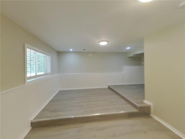 Building Photo - 2739 Zumbrota Cir NE