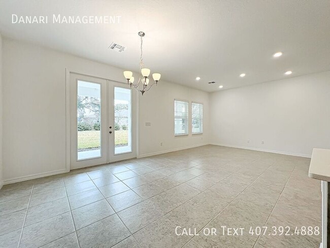 Building Photo - 1679 Meadowlark Dr