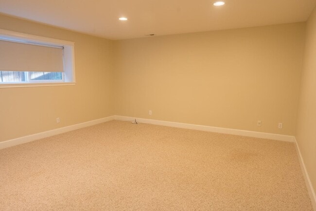 Building Photo - 4Bd/3.5Ba Seattle House