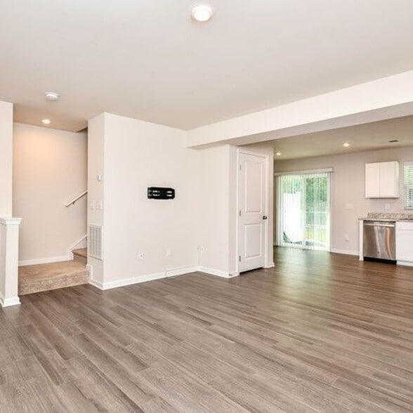Building Photo - 403 Hampton Townes Dr