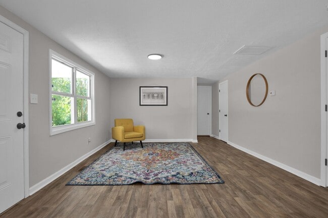 Building Photo - 1613 Halsey Loop