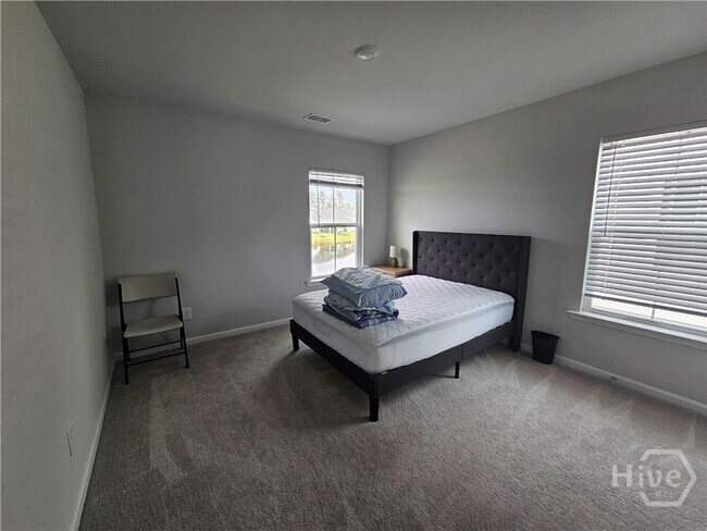 Building Photo - 730 Blue Moon Xing