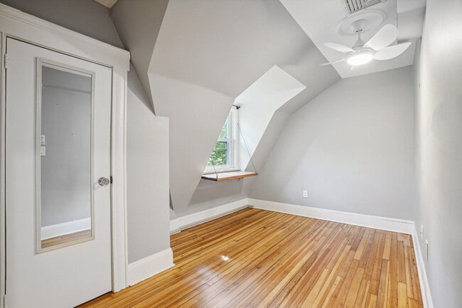 Building Photo - 184 Bellevue Ave
