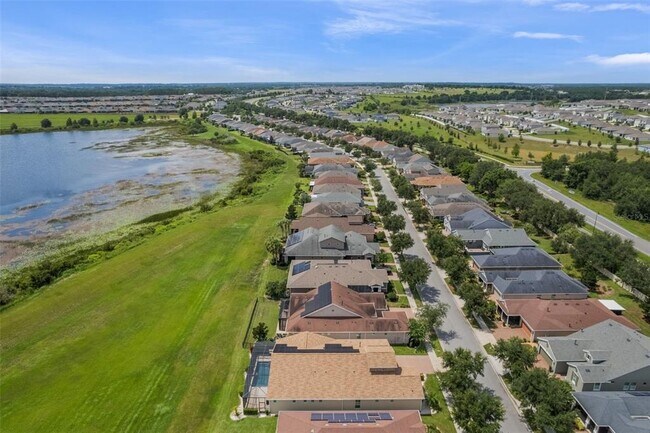 Building Photo - 290 Silver Maple Rd