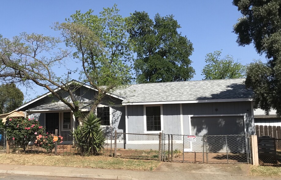 Primary Photo - 3055 Spencer Ave