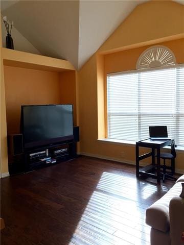 Building Photo - 5605 Seneca Dr