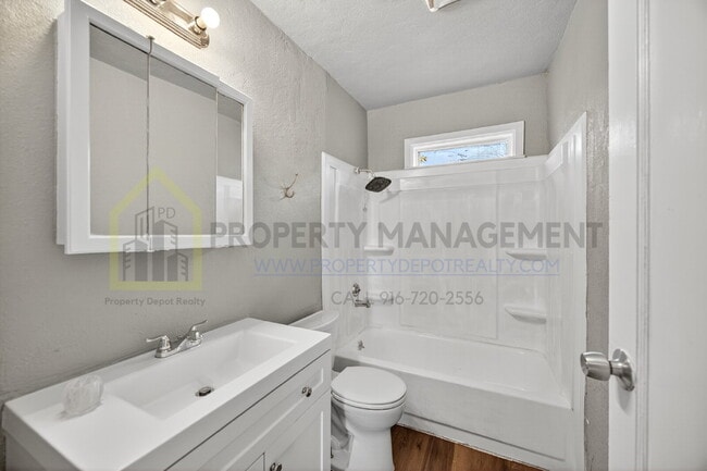 Building Photo - Charming 3-Bedroom Home for Rent – Comfortable Living in a Great Location!