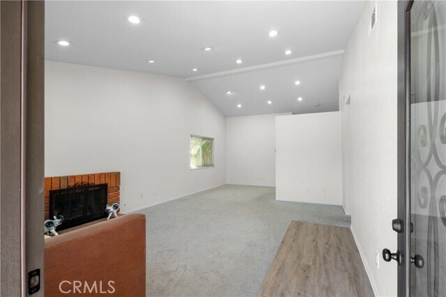 Building Photo - 17825 Holmes Ave