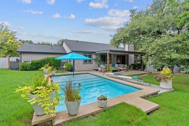Primary Photo - 1428 Gracy Dr