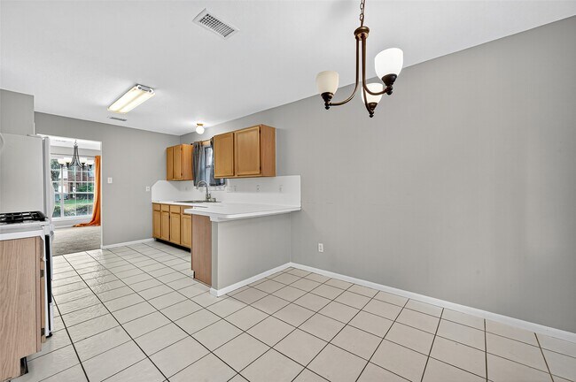 Building Photo - 8827 Boulder Springs Dr
