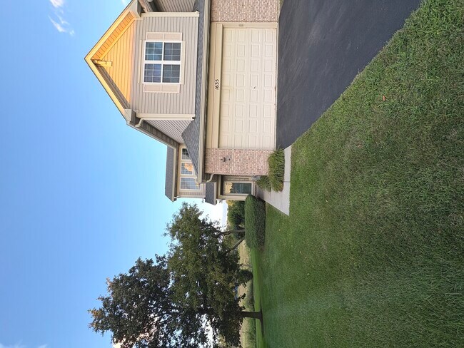 Primary Photo - 1635 S Candlestick Way