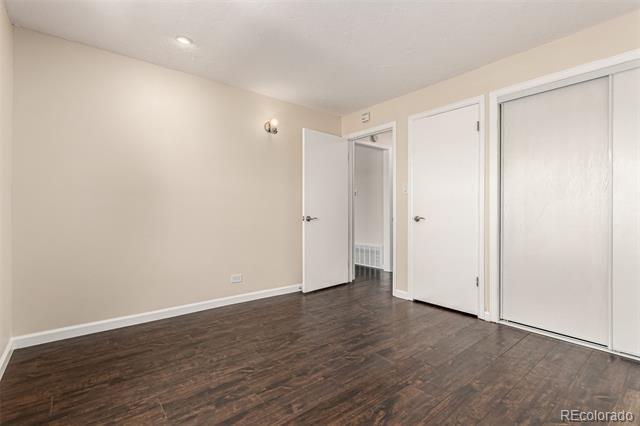 Building Photo - 2301 E Fremont Ave