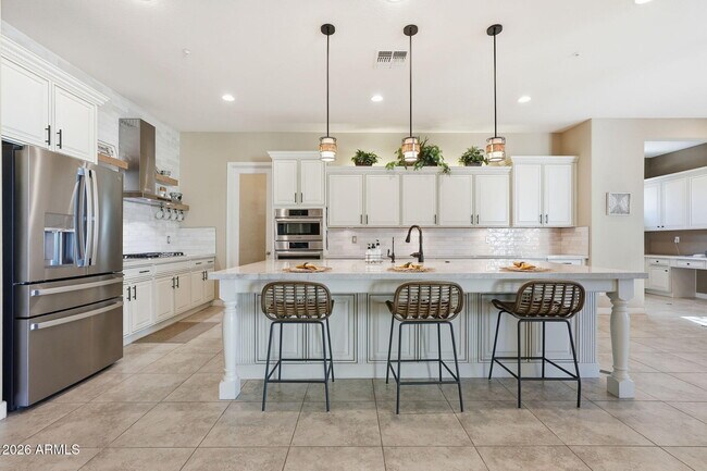 Building Photo - 4908 S Figueroa Ln