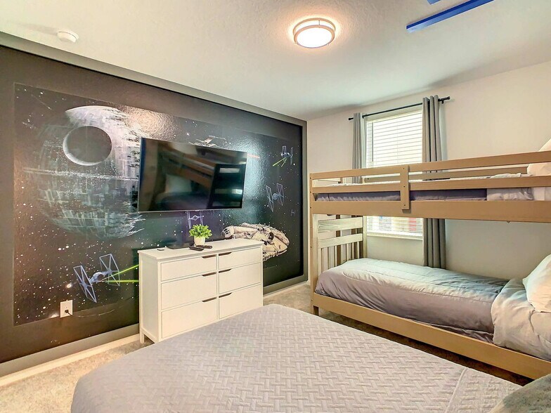 Building Photo - 9338 Sommerset Hills Dr