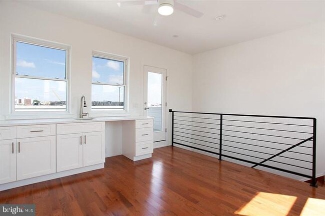 Building Photo - 146 W Wildey St