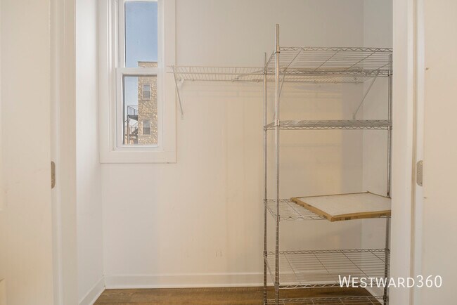 Building Photo - 3756 W George-2R