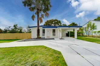 Building Photo - 840 Bradley St