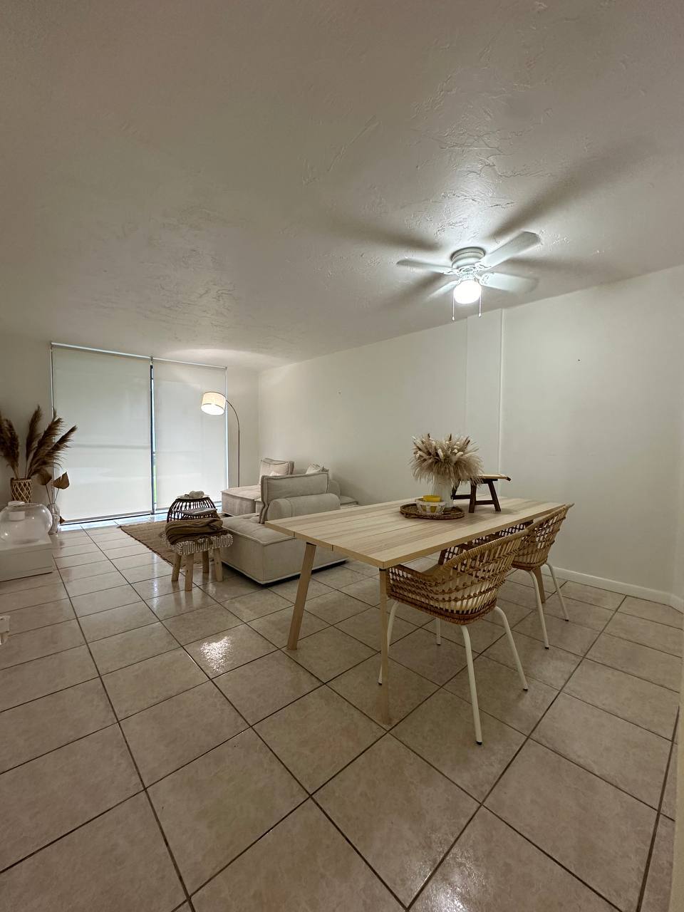 Building Photo - 9440 Fontainebleau Blvd