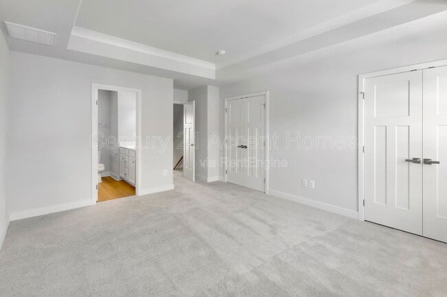 Building Photo - 14024 Sunrise Valley Dr