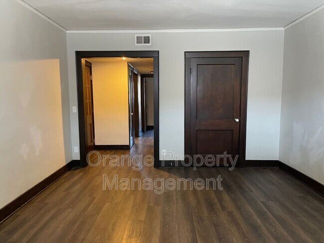 Building Photo - 804 N 33rd St
