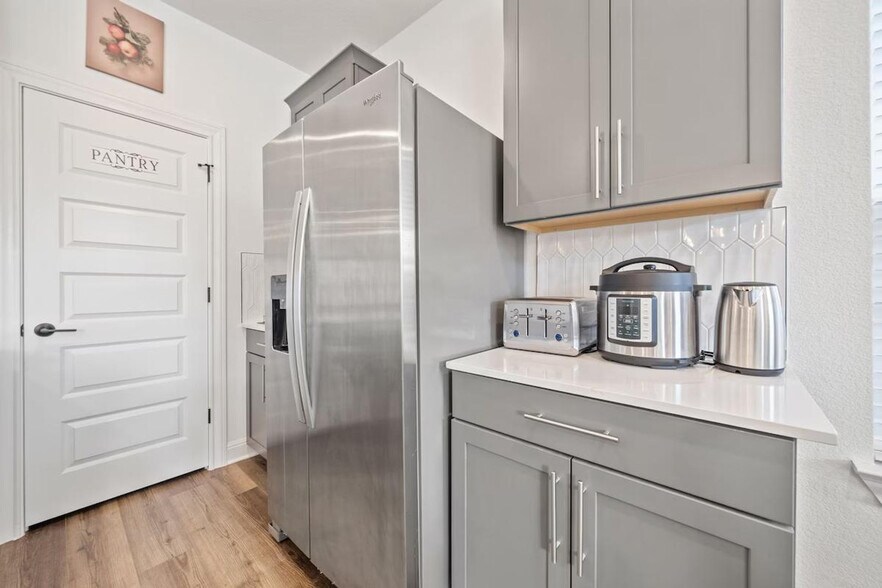 Building Photo - 12105 Bacalar Bnd