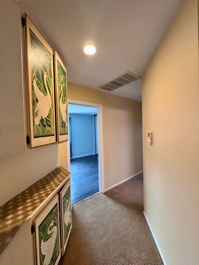 Building Photo - 5 bedroom South Temecula home with a Pool ...