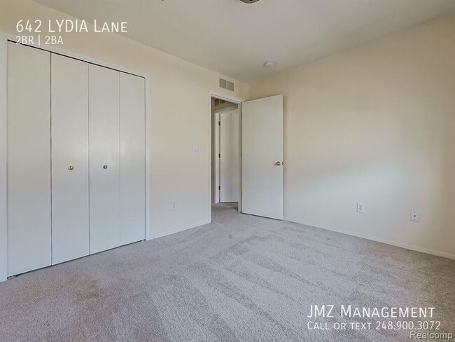 Building Photo - Introducing a beautiful 2 bedroom, 2 bathr...