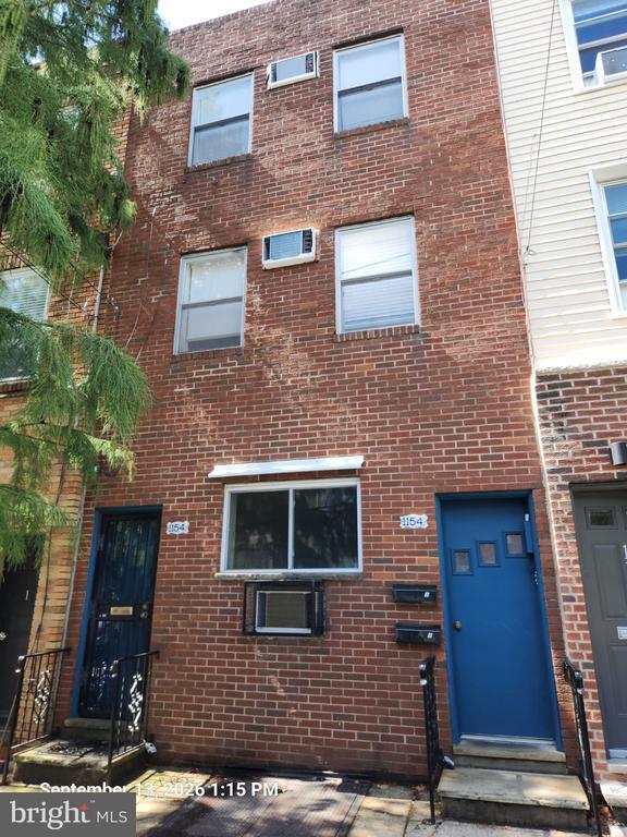 Building Photo - 1154 S 11th St