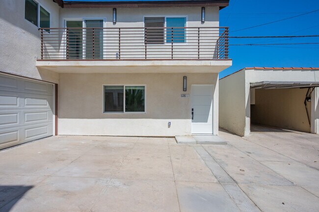 Building Photo - 130 S Harper Ave