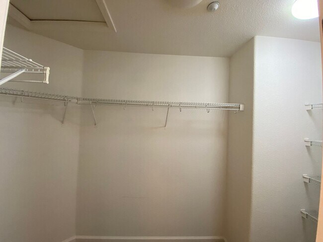 Building Photo - 4057 Crandall Cir