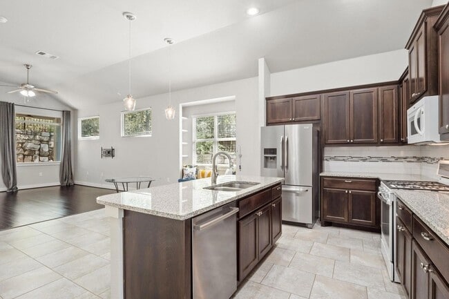 Building Photo - 12203 Cottage Promenade Ct