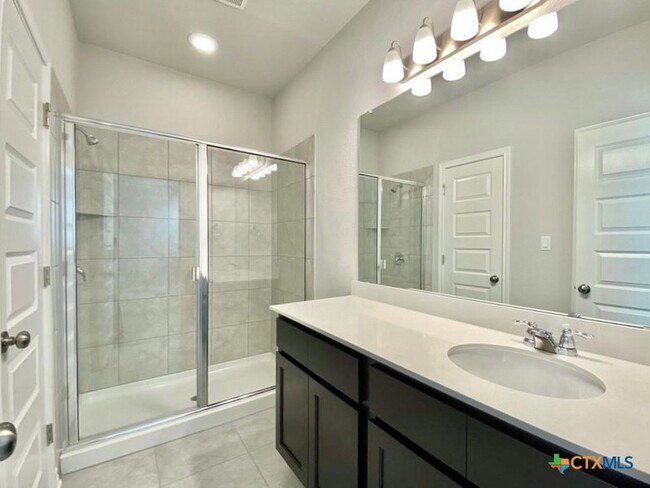 Building Photo - 2148 Pecan Island Dr