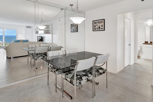 Building Photo - 3301 S Ocean Blvd