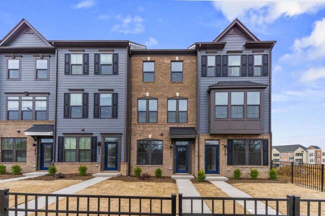 Building Photo - 2837 Statesville Ave