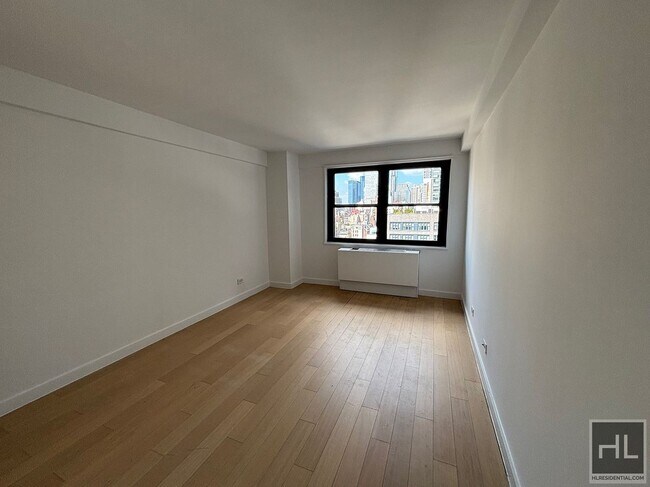 Building Photo - East 39th Street