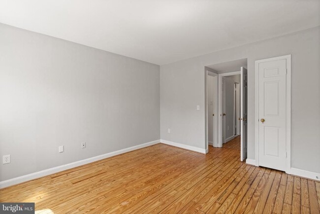 Building Photo - 911 Oronoco St