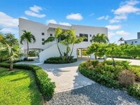 Building Photo - 273 W Seaview Dr