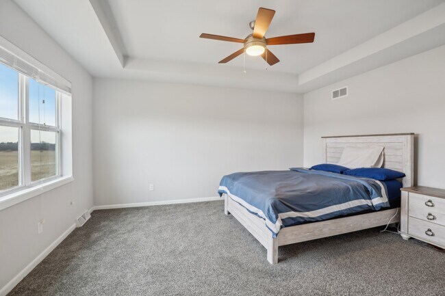 Building Photo - 415 Tawny Elm Pkwy