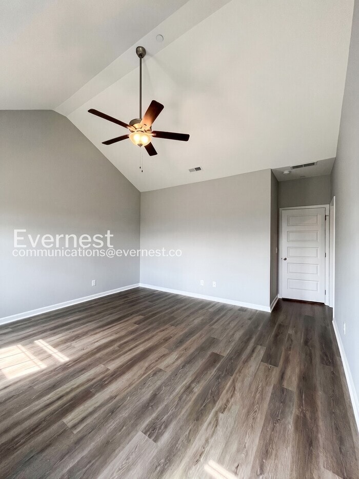 Building Photo - 1309 Ventura Ln