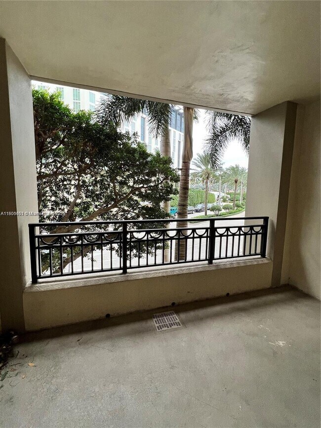 Building Photo - 550 Okeechobee Blvd