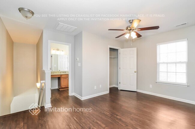 Building Photo - 1206 Bethpage Dr