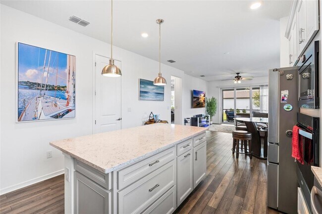 Building Photo - 9454 Ballaster Pointe Lp