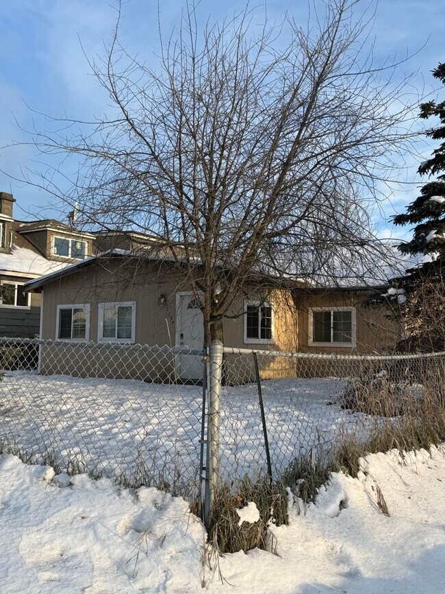 Building Photo - Home for Rent -Located off Hyder and 14th