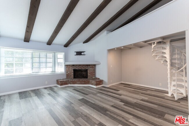 Building Photo - 4633 Ben Ave