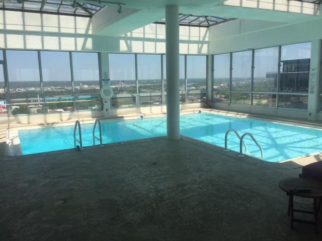 Rooftop Pool - 600 E 8th St